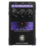 Педаль эффектов TC Helicon VOICETONE X1 дисторшн и мегафон