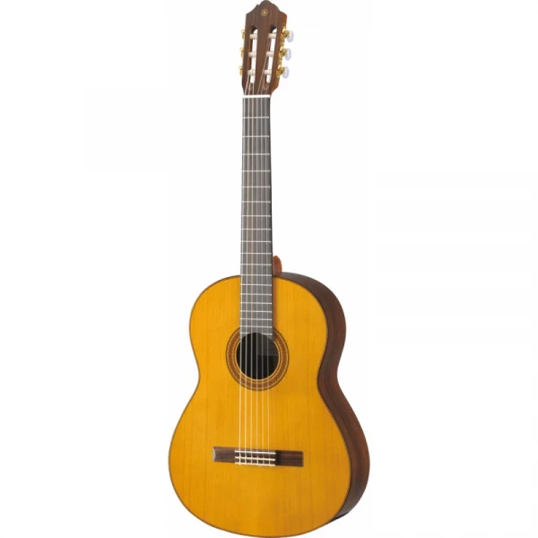 Yamaha CG182C 4/4 классическая гитара