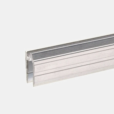 ADAM HALL 6102 - профиль алюминиевый (паз 7 мм), для крышки. Длина 4м(цена за 1 м)