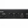 TASCAM US-2x2 USB аудио интерфейс, 2 входа, 2 выхода.