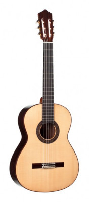 Perez 640 Spruce 4/4 классическая гитара