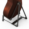 K&M 17580-014-55 стойка Heli 2 для акустической гитары, чёрная, 340 мм, 2 медиатора в комплекте